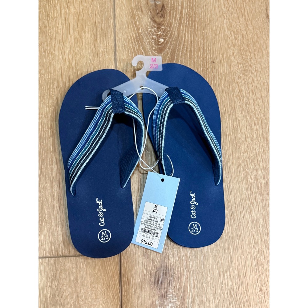 Cat & Jack Boys Navy Blue Striped Flip Flop Sandals Size M 2/3 NWT - Picture 2 of 4